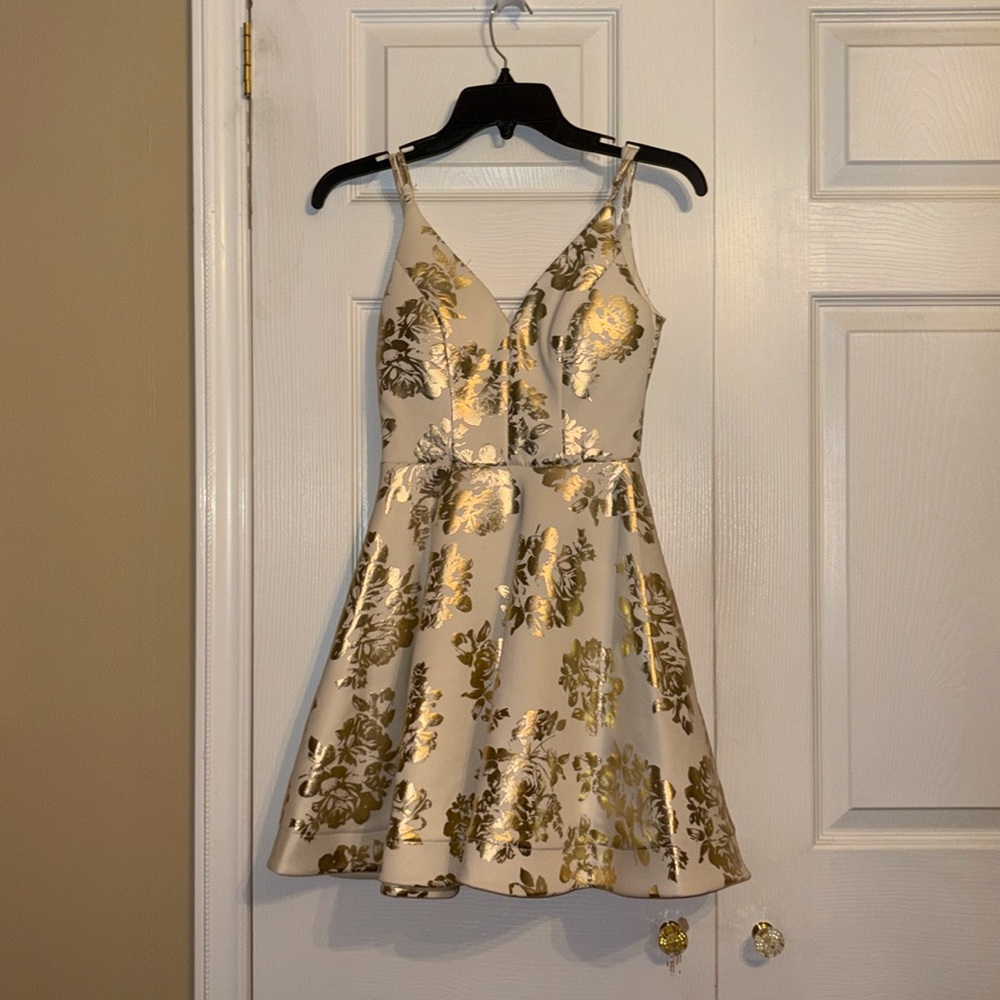 Girls B. Darlin gold dress size 1/2